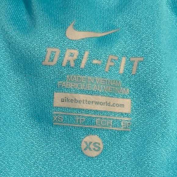 Nike Dri-fit Women’s Light Gray Shorts - Picture 5 of 5